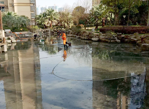 孝义景观池淤泥清理