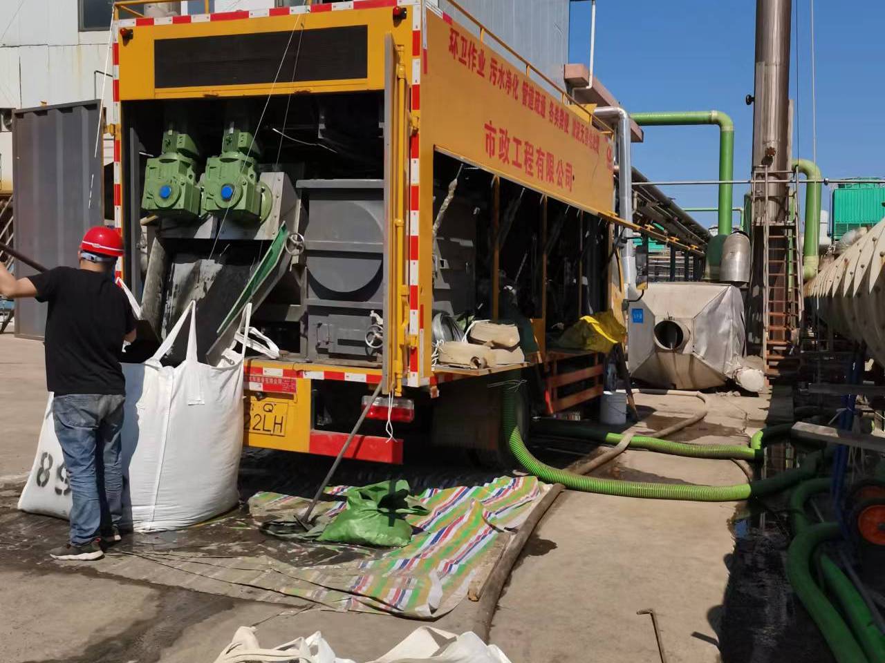 孝义淤泥压干处理